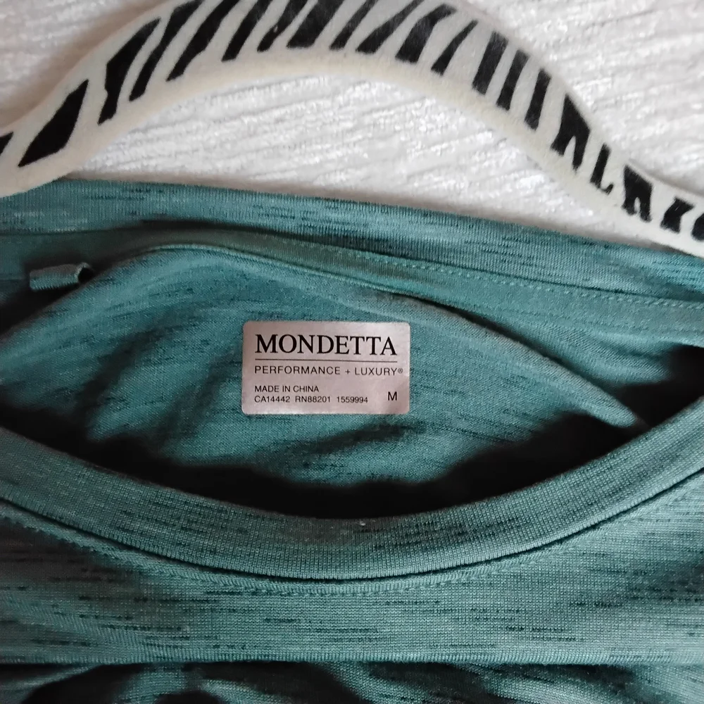 Mondetta Teal M Short Sleeve Active Top Pre Loved - Picture 7 of 8